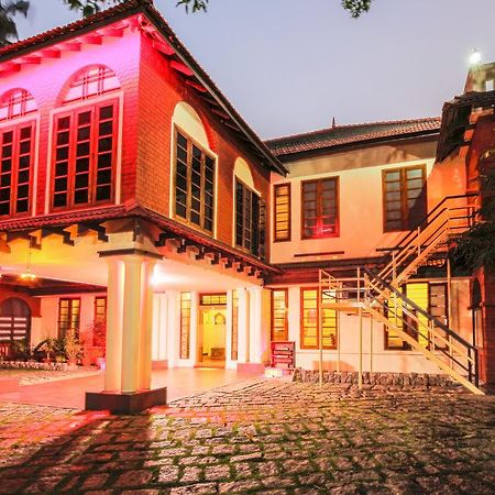 The Royal Heritage Hotel And Ayurvedic Center Thiruvananthapuram Kültér fotó