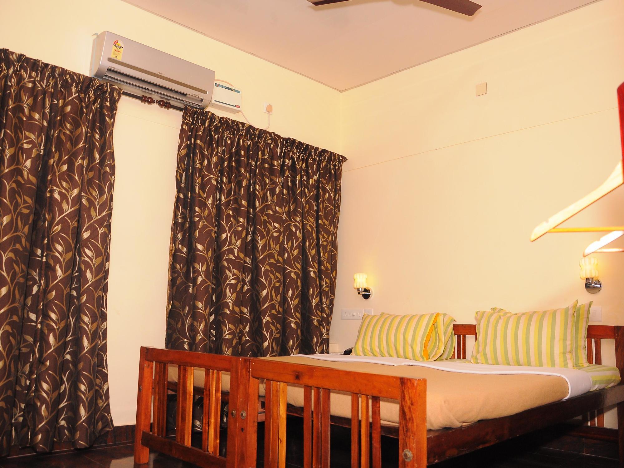 The Royal Heritage Hotel And Ayurvedic Center Thiruvananthapuram Kültér fotó