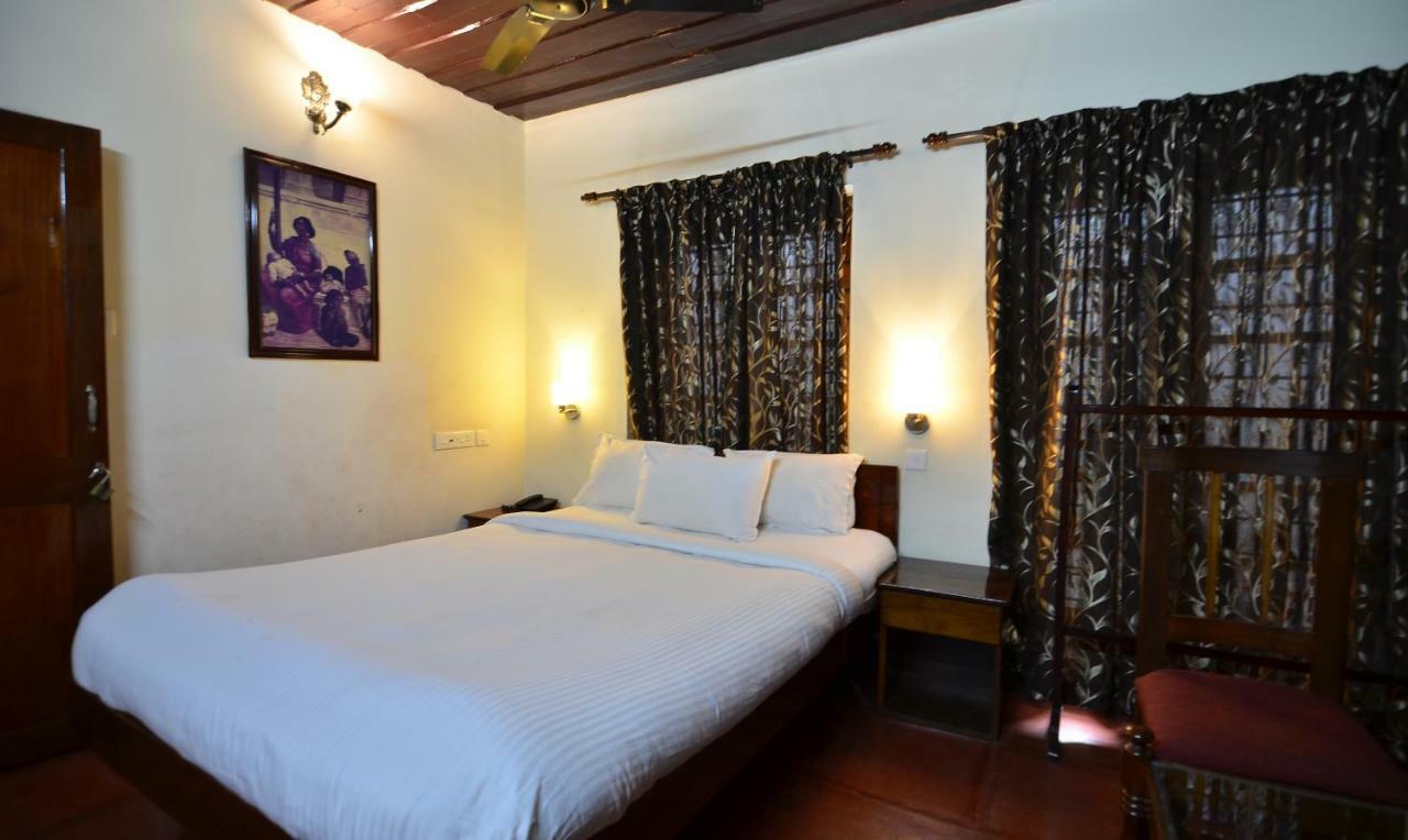 The Royal Heritage Hotel And Ayurvedic Center Thiruvananthapuram Kültér fotó