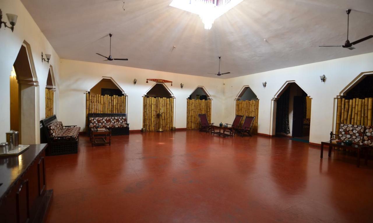 The Royal Heritage Hotel And Ayurvedic Center Thiruvananthapuram Kültér fotó