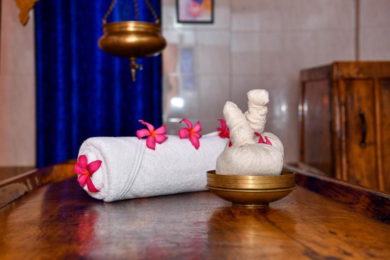 The Royal Heritage Hotel And Ayurvedic Center Thiruvananthapuram Kültér fotó